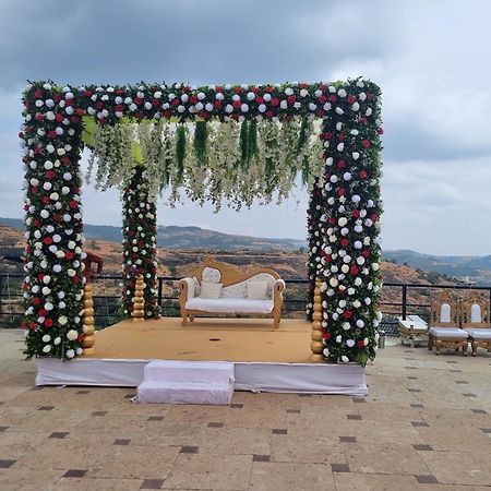 Upper Deck Resort - Stay And Relax At The Highest Peak Lonavala Extérieur photo