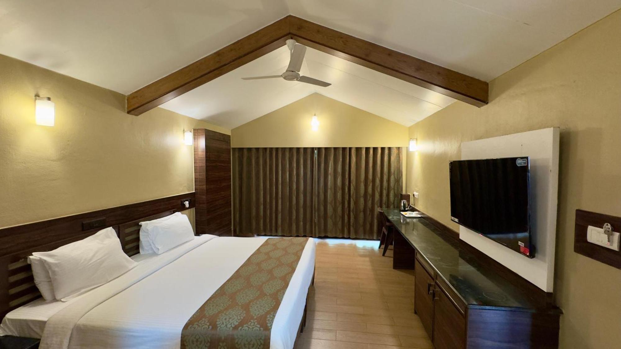 Upper Deck Resort - Stay And Relax At The Highest Peak Lonavala Extérieur photo