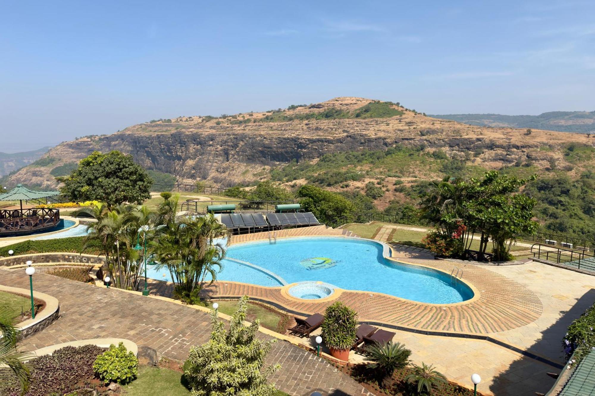 Upper Deck Resort - Stay And Relax At The Highest Peak Lonavala Extérieur photo
