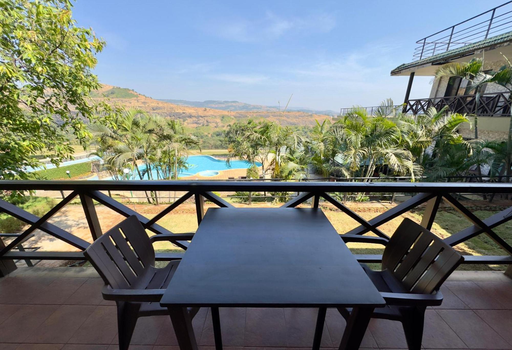 Upper Deck Resort - Stay And Relax At The Highest Peak Lonavala Extérieur photo
