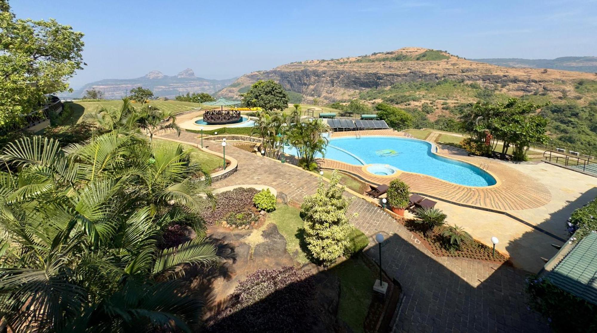Upper Deck Resort - Stay And Relax At The Highest Peak Lonavala Extérieur photo