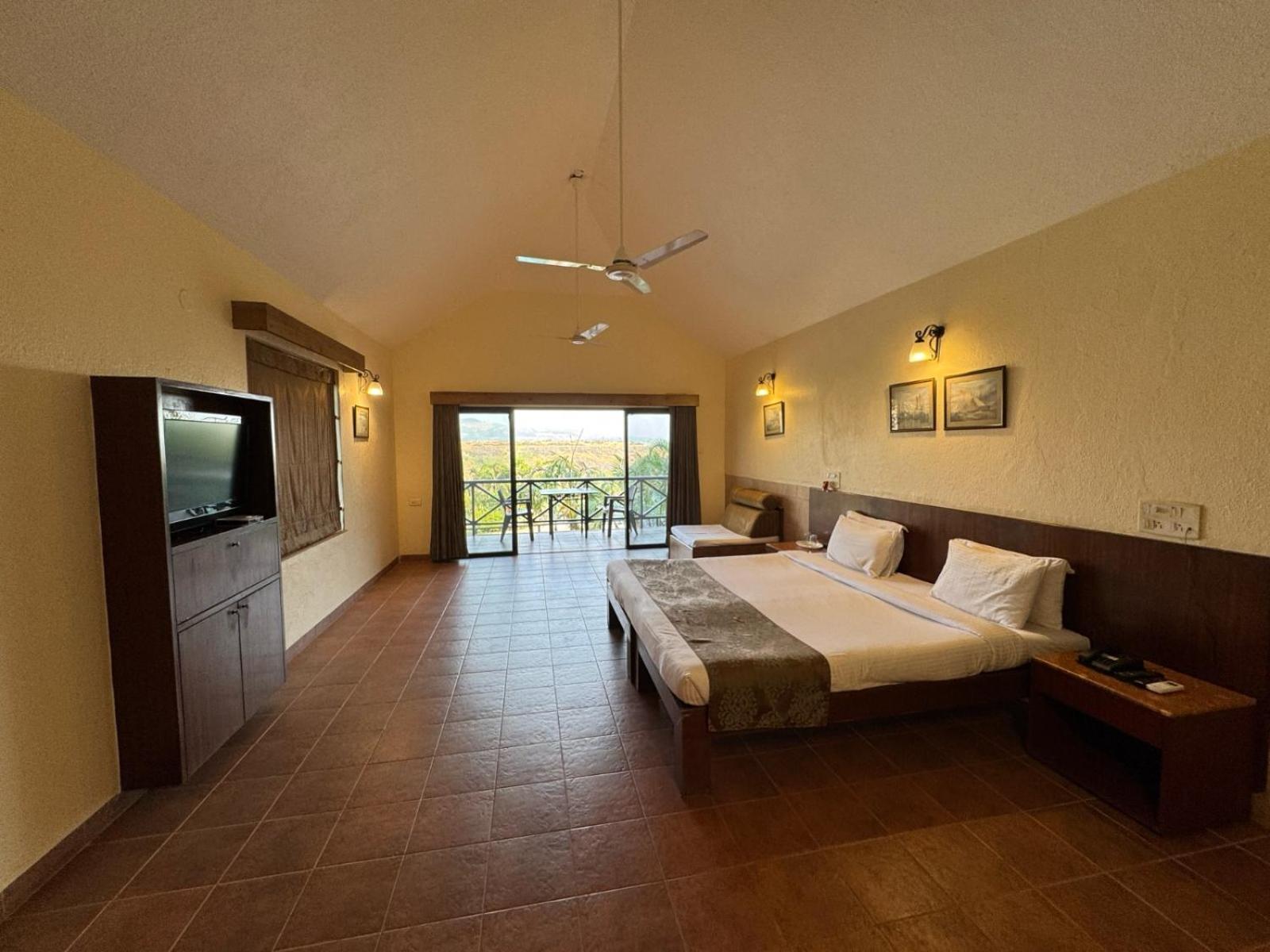 Upper Deck Resort - Stay And Relax At The Highest Peak Lonavala Extérieur photo