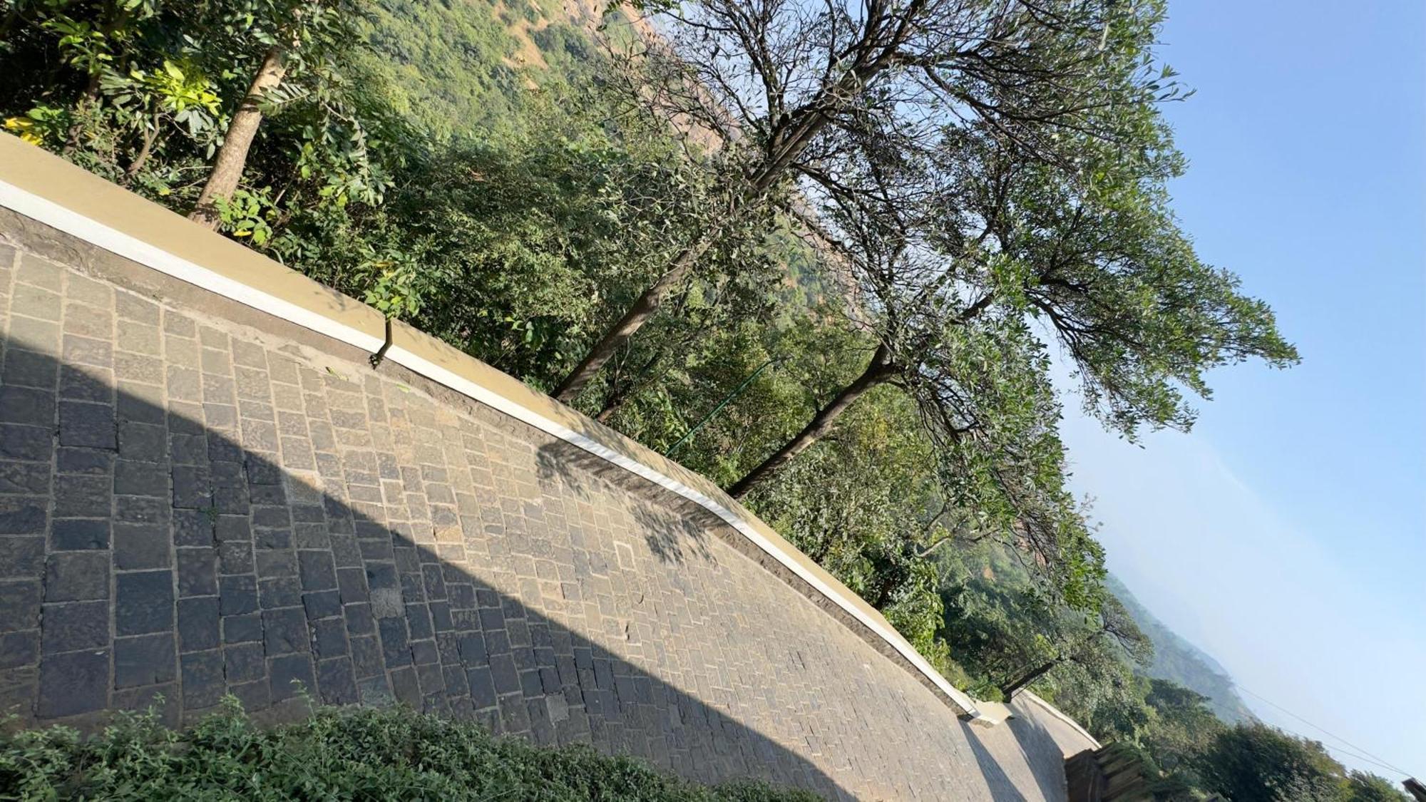 Upper Deck Resort - Stay And Relax At The Highest Peak Lonavala Extérieur photo