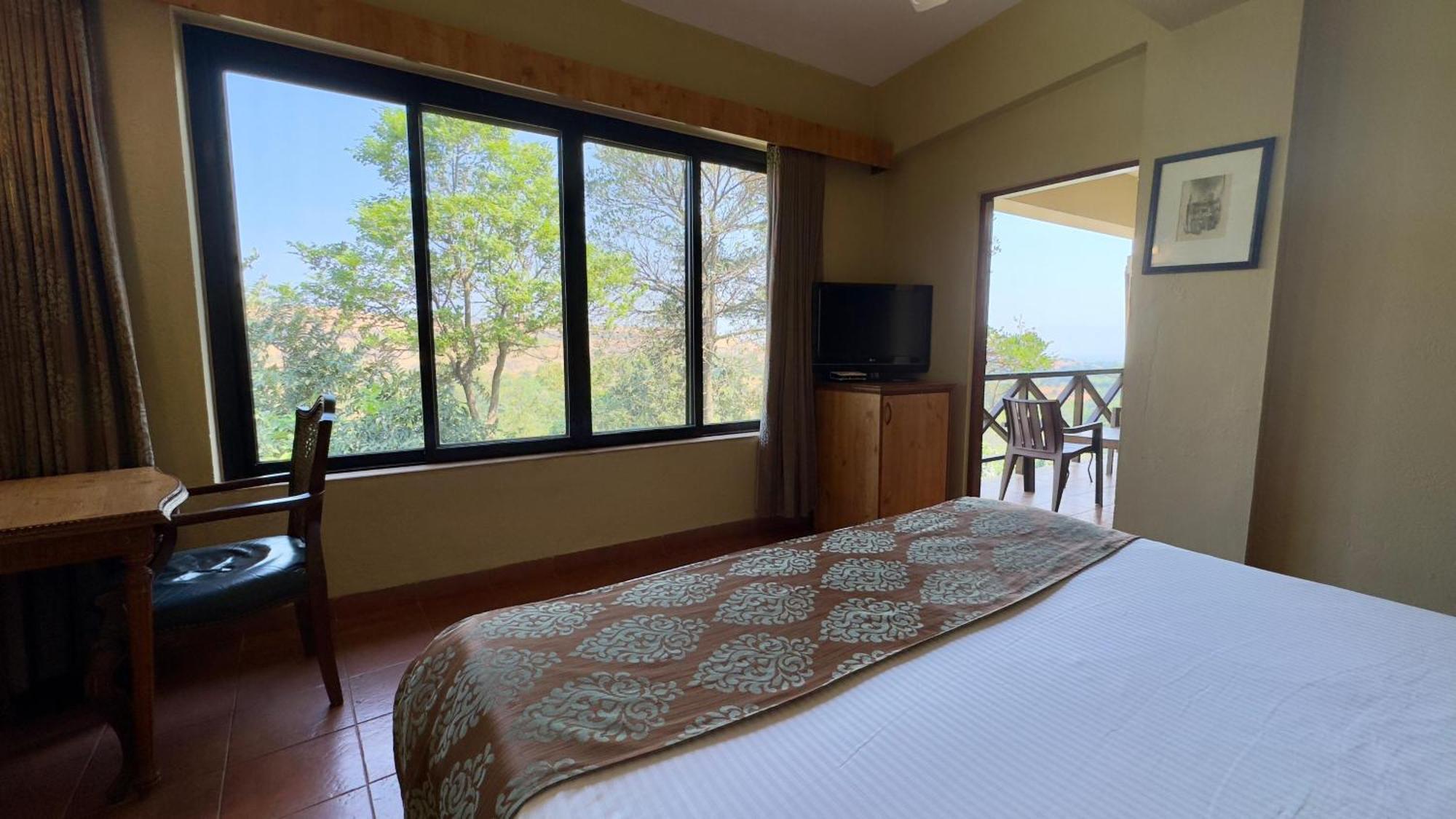 Upper Deck Resort - Stay And Relax At The Highest Peak Lonavala Extérieur photo