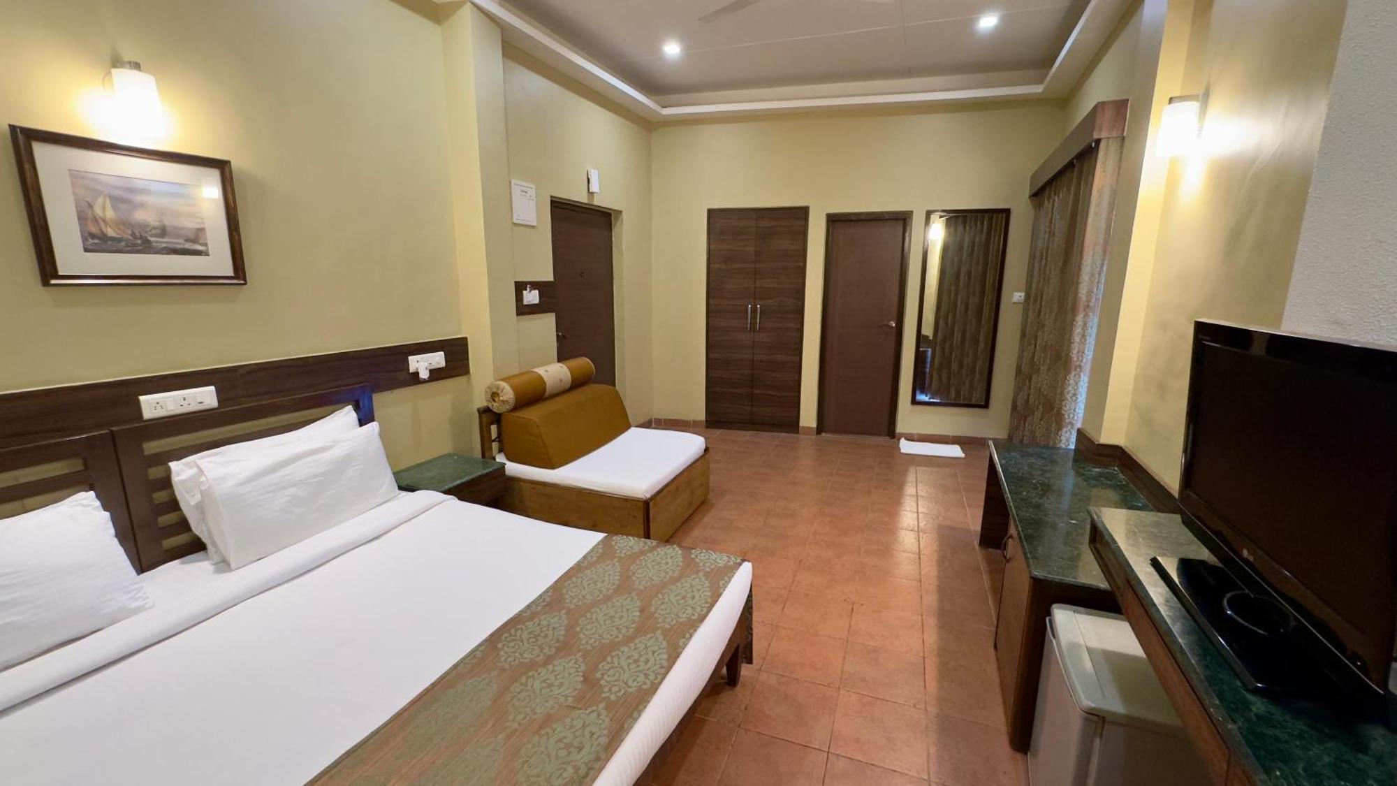 Upper Deck Resort - Stay And Relax At The Highest Peak Lonavala Extérieur photo