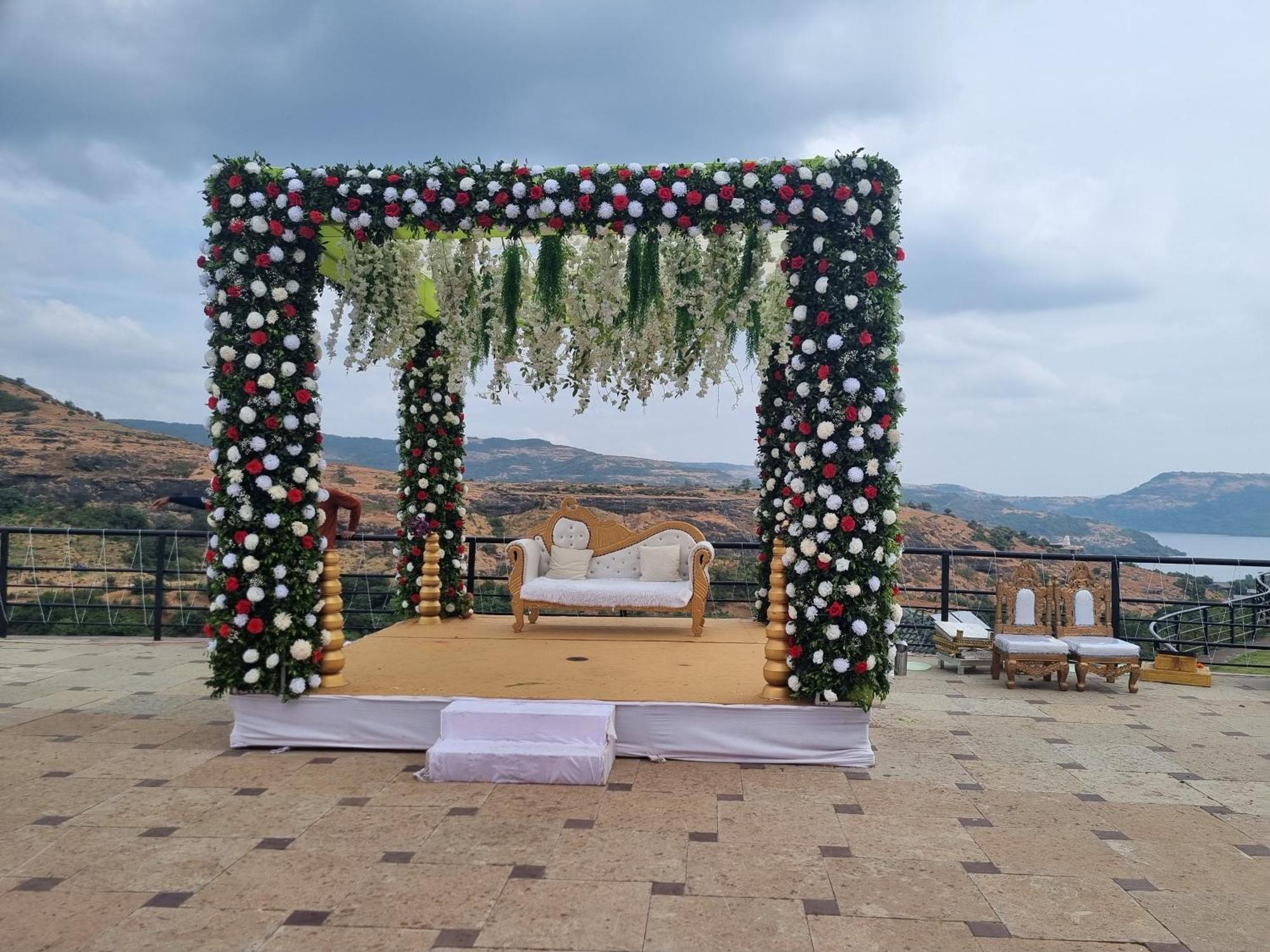 Upper Deck Resort - Stay And Relax At The Highest Peak Lonavala Extérieur photo